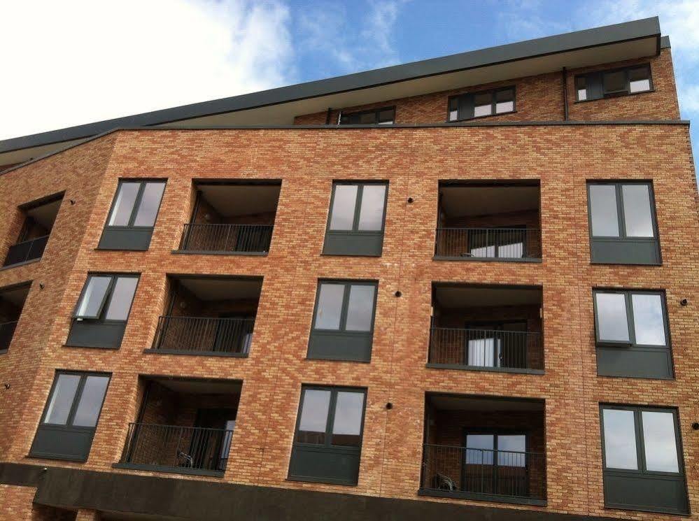 Canary Heights Лондон Экстерьер фото